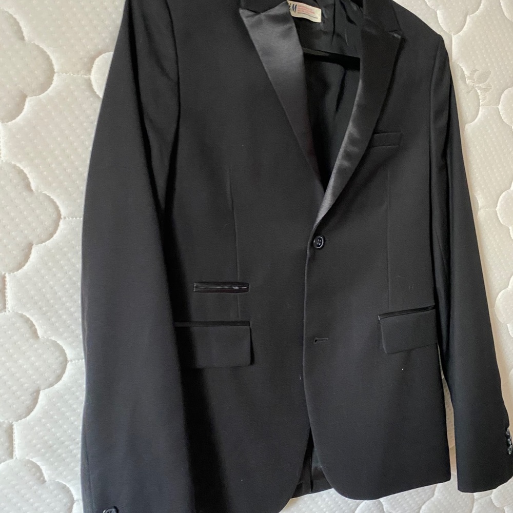 nice black blazer